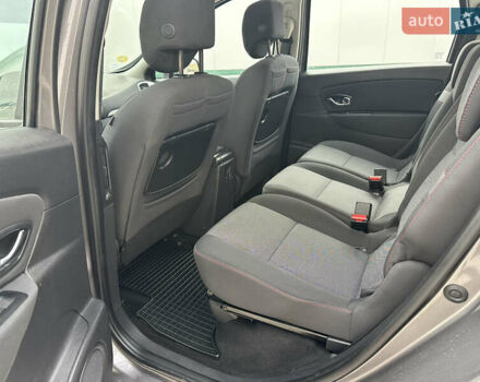 Сірий Рено Сценік, об'ємом двигуна 1.5 л та пробігом 181 тис. км за 9800 $, фото 44 на Automoto.ua