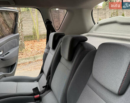 Серый Рено Сценик, объемом двигателя 1.5 л и пробегом 217 тыс. км за 7450 $, фото 39 на Automoto.ua