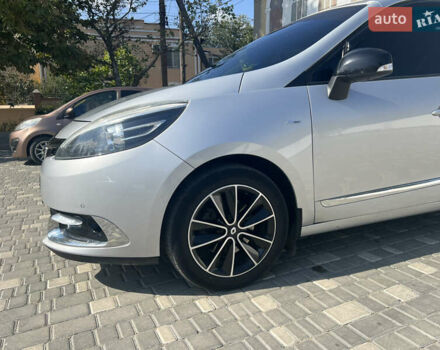 Серый Рено Сценик, объемом двигателя 1.46 л и пробегом 225 тыс. км за 10499 $, фото 1 на Automoto.ua