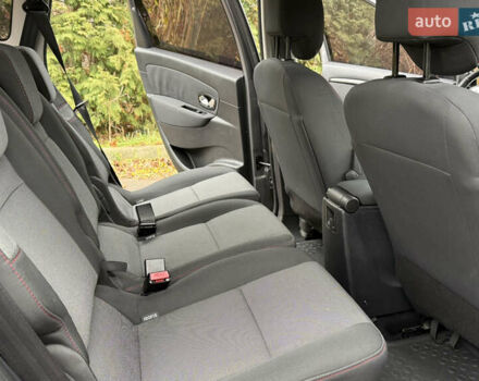 Серый Рено Сценик, объемом двигателя 1.5 л и пробегом 217 тыс. км за 7450 $, фото 36 на Automoto.ua