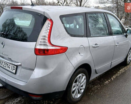 Сірий Рено Сценік, об'ємом двигуна 2 л та пробігом 248 тис. км за 8900 $, фото 3 на Automoto.ua