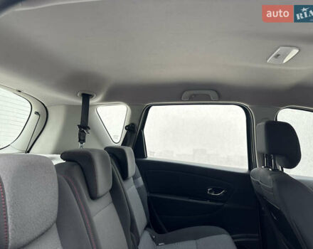 Сірий Рено Сценік, об'ємом двигуна 1.5 л та пробігом 181 тис. км за 9800 $, фото 58 на Automoto.ua