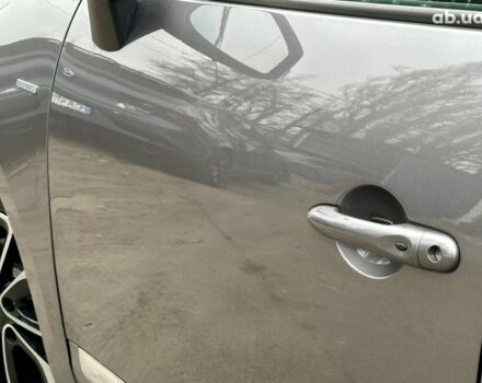 Серый Рено Сценик, объемом двигателя 0 л и пробегом 213 тыс. км за 10400 $, фото 8 на Automoto.ua