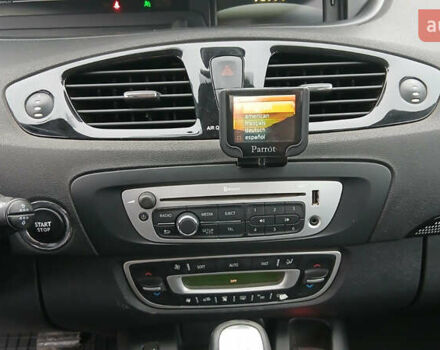 Сірий Рено Сценік, об'ємом двигуна 2 л та пробігом 248 тис. км за 8900 $, фото 21 на Automoto.ua