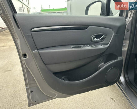 Сірий Рено Сценік, об'ємом двигуна 1.5 л та пробігом 181 тис. км за 9800 $, фото 29 на Automoto.ua