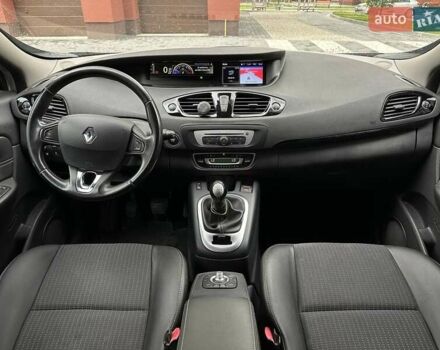Серый Рено Сценик, объемом двигателя 1.5 л и пробегом 172 тыс. км за 10600 $, фото 6 на Automoto.ua