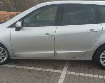 Рено Сценік 2014 у Дубно на Automoto.ua Сірий Рено Сценік, об'ємом двигуна 1.6 л та пробігом 264 тис. км за 8950 $, фото 10 на Automoto.ua