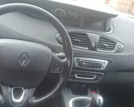 Рено Сценік 2014 у Дубно на Automoto.ua Сірий Рено Сценік, об'ємом двигуна 1.6 л та пробігом 264 тис. км за 8950 $, фото 23 на Automoto.ua