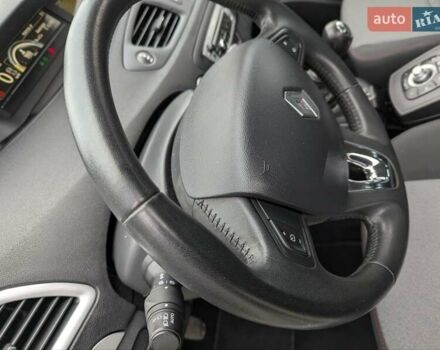 Сірий Рено Сценік, об'ємом двигуна 1.46 л та пробігом 237 тис. км за 8950 $, фото 17 на Automoto.ua