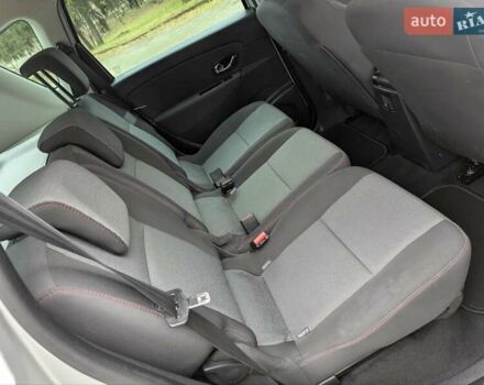 Сірий Рено Сценік, об'ємом двигуна 1.46 л та пробігом 237 тис. км за 8950 $, фото 29 на Automoto.ua