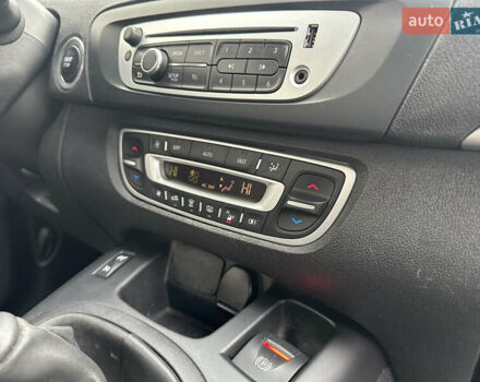 Сірий Рено Сценік, об'ємом двигуна 1.5 л та пробігом 181 тис. км за 9800 $, фото 64 на Automoto.ua