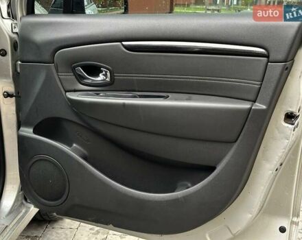 Серый Рено Сценик, объемом двигателя 1.5 л и пробегом 172 тыс. км за 10600 $, фото 20 на Automoto.ua