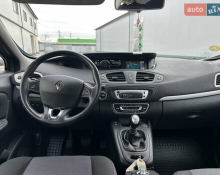 Сірий Рено Сценік, об'ємом двигуна 1.5 л та пробігом 181 тис. км за 9800 $, фото 46 на Automoto.ua