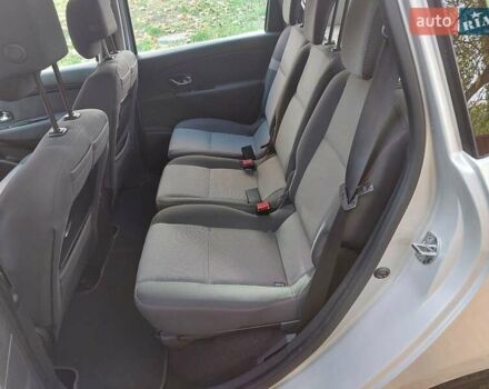 Сірий Рено Сценік, об'ємом двигуна 1.46 л та пробігом 221 тис. км за 9100 $, фото 21 на Automoto.ua