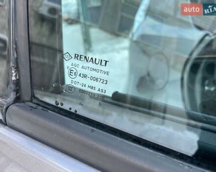 Сірий Рено Сценік, об'ємом двигуна 1.6 л та пробігом 230 тис. км за 11050 $, фото 67 на Automoto.ua