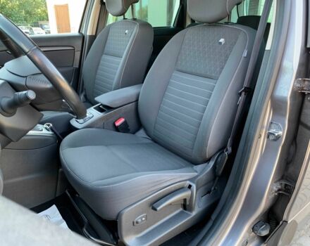 Рено Сценик 2015 в Бердичеве на Automoto.ua Серый Рено Сценик, объемом двигателя 1.5 л и пробегом 264 тыс. км за 9299 $, фото 8 на Automoto.ua