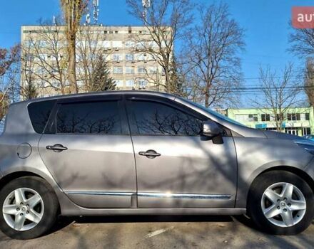 Серый Рено Сценик, объемом двигателя 1.46 л и пробегом 232 тыс. км за 9500 $, фото 2 на Automoto.ua