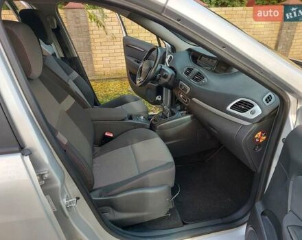 Сірий Рено Сценік, об'ємом двигуна 1.46 л та пробігом 221 тис. км за 9100 $, фото 23 на Automoto.ua