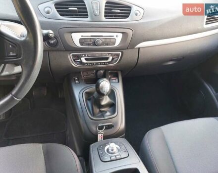 Сірий Рено Сценік, об'ємом двигуна 1.46 л та пробігом 221 тис. км за 9100 $, фото 15 на Automoto.ua