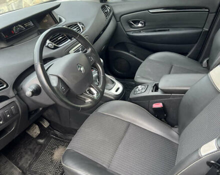 Сірий Рено Сценік, об'ємом двигуна 1.5 л та пробігом 150 тис. км за 10350 $, фото 17 на Automoto.ua