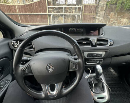 Сірий Рено Сценік, об'ємом двигуна 1.5 л та пробігом 150 тис. км за 10350 $, фото 19 на Automoto.ua