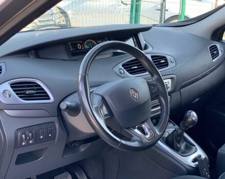 Рено Сценик 2015 в Бердичеве на Automoto.ua Серый Рено Сценик, объемом двигателя 1.5 л и пробегом 264 тыс. км за 9299 $, фото 7 на Automoto.ua