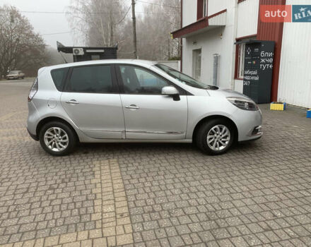 Серый Рено Сценик, объемом двигателя 1.6 л и пробегом 235 тыс. км за 8700 $, фото 11 на Automoto.ua