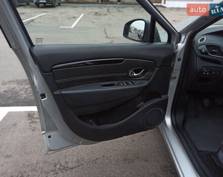 Серый Рено Сценик, объемом двигателя 1.6 л и пробегом 297 тыс. км за 8900 $, фото 14 на Automoto.ua