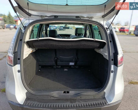 Сірий Рено Сценік, об'ємом двигуна 1.5 л та пробігом 196 тис. км за 9999 $, фото 22 на Automoto.ua