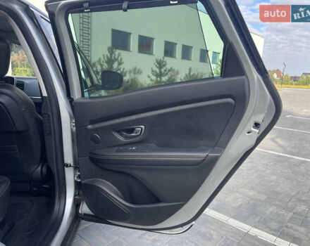 Серый Рено Сценик, объемом двигателя 1.6 л и пробегом 214 тыс. км за 14900 $, фото 25 на Automoto.ua