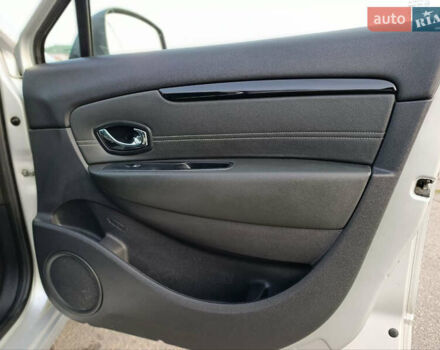 Сірий Рено Сценік, об'ємом двигуна 1.5 л та пробігом 196 тис. км за 9999 $, фото 25 на Automoto.ua