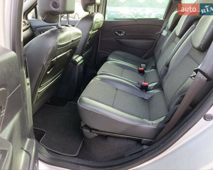 Сірий Рено Сценік, об'ємом двигуна 1.5 л та пробігом 196 тис. км за 9999 $, фото 21 на Automoto.ua