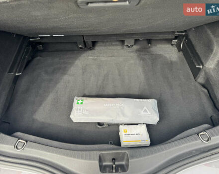 Серый Рено Сценик, объемом двигателя 1.6 л и пробегом 156 тыс. км за 14400 $, фото 71 на Automoto.ua