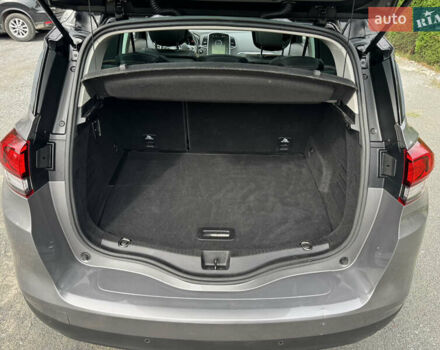 Серый Рено Сценик, объемом двигателя 1.6 л и пробегом 156 тыс. км за 14400 $, фото 69 на Automoto.ua