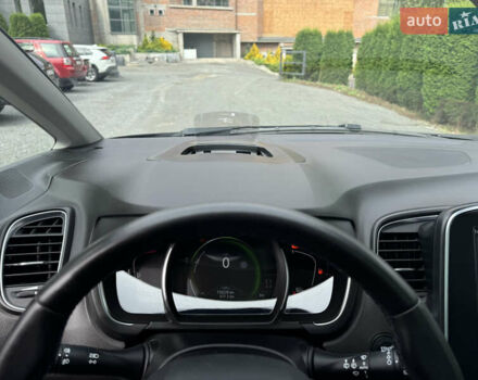 Серый Рено Сценик, объемом двигателя 1.6 л и пробегом 156 тыс. км за 14400 $, фото 45 на Automoto.ua