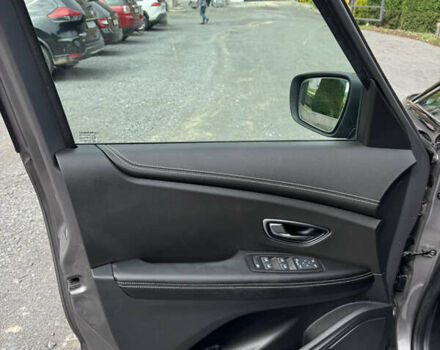 Сірий Рено Сценік, об'ємом двигуна 1.6 л та пробігом 156 тис. км за 14400 $, фото 31 на Automoto.ua