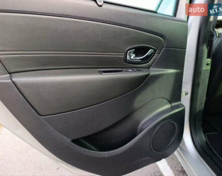 Сірий Рено Сценік, об'ємом двигуна 1.5 л та пробігом 196 тис. км за 9999 $, фото 20 на Automoto.ua