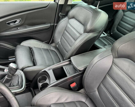 Сірий Рено Сценік, об'ємом двигуна 1.6 л та пробігом 156 тис. км за 14400 $, фото 47 на Automoto.ua