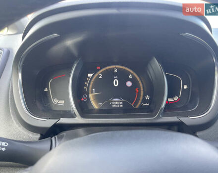 Серый Рено Сценик, объемом двигателя 1.6 л и пробегом 214 тыс. км за 14900 $, фото 29 на Automoto.ua