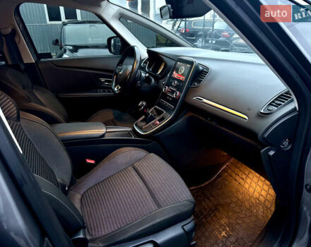 Серый Рено Сценик, объемом двигателя 1.46 л и пробегом 208 тыс. км за 12300 $, фото 14 на Automoto.ua