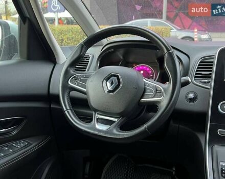 Рено Сценик 2017 в Киеве на Automoto.ua Серый Рено Сценик, объемом двигателя 1.46 л и пробегом 120 тыс. км за 15490 $, фото 20 на Automoto.ua