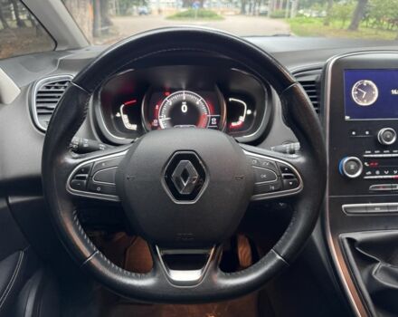 Рено Сценик 2017 в Черновцах на Automoto.ua Серый Рено Сценик, объемом двигателя 1.5 л и пробегом 208 тыс. км за 319 $, фото 7 на Automoto.ua