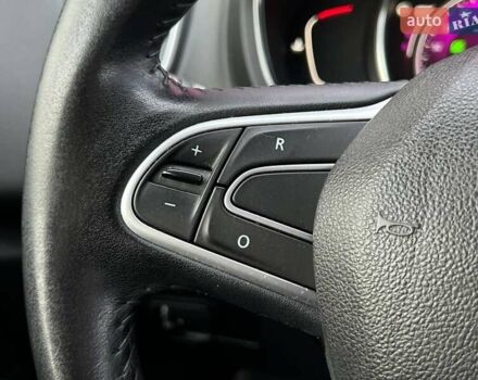 Рено Сценик 2017 в Киеве на Automoto.ua Серый Рено Сценик, объемом двигателя 1.46 л и пробегом 120 тыс. км за 15490 $, фото 16 на Automoto.ua