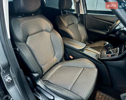 Серый Рено Сценик, объемом двигателя 1.46 л и пробегом 208 тыс. км за 12300 $, фото 15 на Automoto.ua