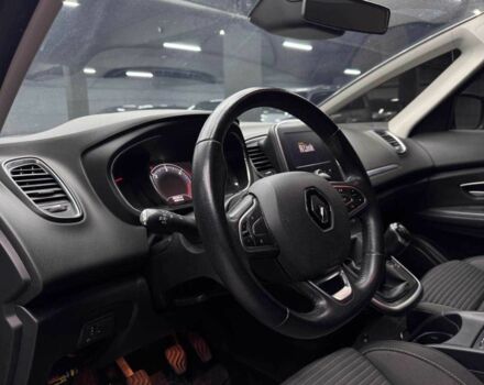 Серый Рено Сценик, объемом двигателя 1.5 л и пробегом 207 тыс. км за 13200 $, фото 7 на Automoto.ua