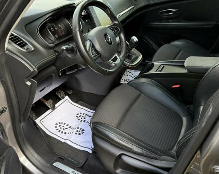 Серый Рено Сценик, объемом двигателя 1.6 л и пробегом 199 тыс. км за 14500 $, фото 32 на Automoto.ua