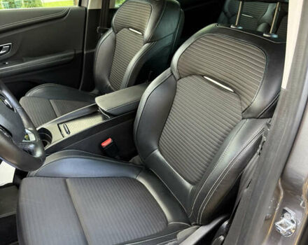 Серый Рено Сценик, объемом двигателя 1.6 л и пробегом 199 тыс. км за 14400 $, фото 42 на Automoto.ua