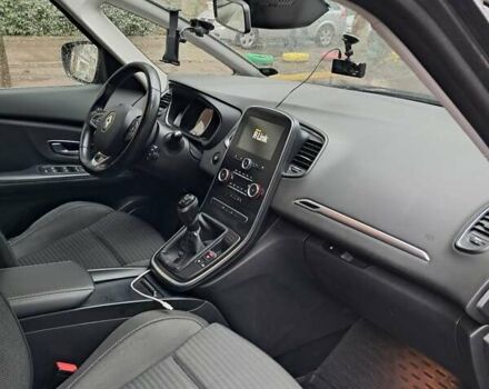 Серый Рено Сценик, объемом двигателя 1.46 л и пробегом 245 тыс. км за 13900 $, фото 10 на Automoto.ua