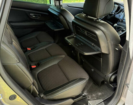 Серый Рено Сценик, объемом двигателя 1.6 л и пробегом 199 тыс. км за 14500 $, фото 58 на Automoto.ua