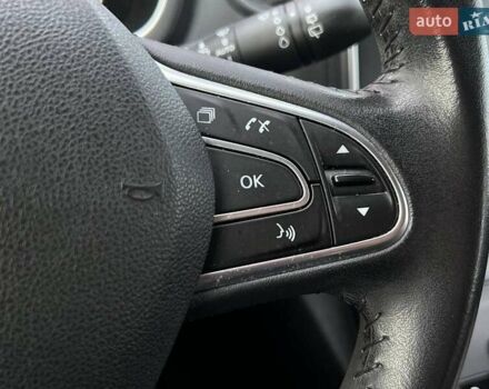 Рено Сценик 2017 в Киеве на Automoto.ua Серый Рено Сценик, объемом двигателя 1.46 л и пробегом 120 тыс. км за 15490 $, фото 18 на Automoto.ua